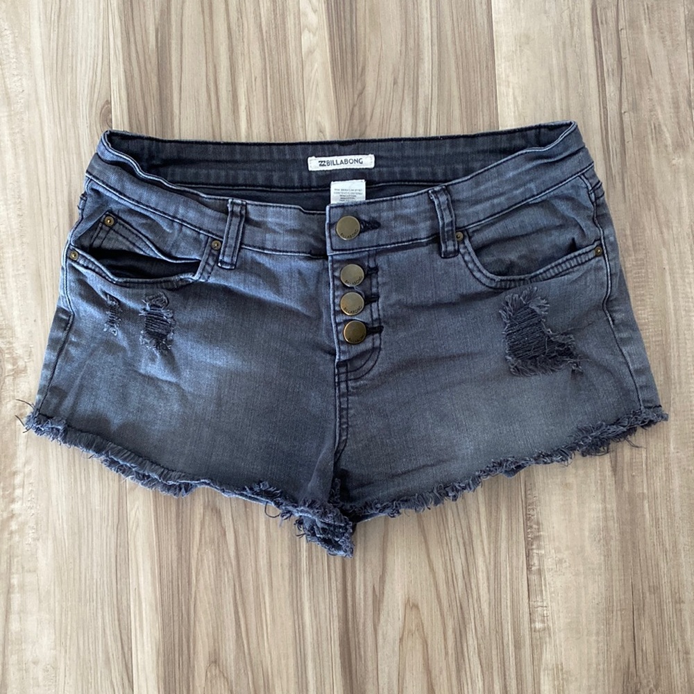 Billabong Black Jean Shorts Size 28